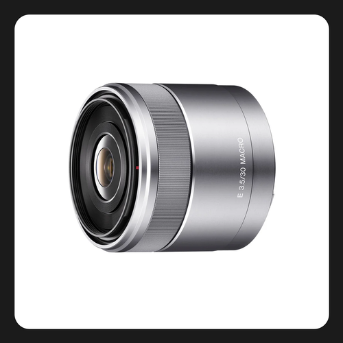 Lente Sony E 30mm F/3.5 Macro - APS-C Macro 1:1 Compacto Ultra
