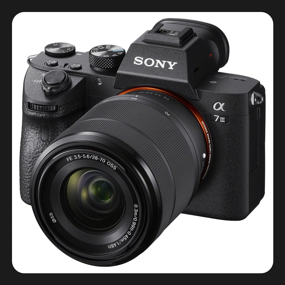 Sony Alpha a7 III con 28-70mm OSS